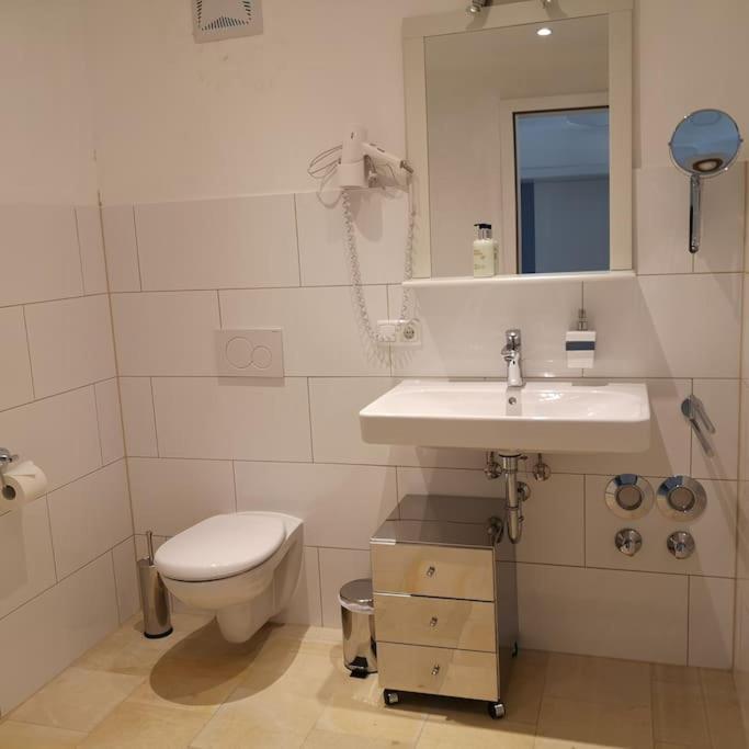 Gutshof Ferienwohnung In Seenaehe Dießen am Ammersee エクステリア 写真